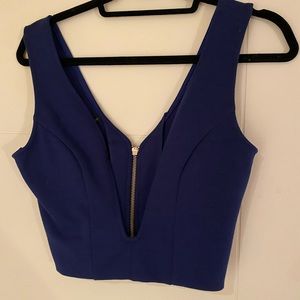 Low cut Crop top